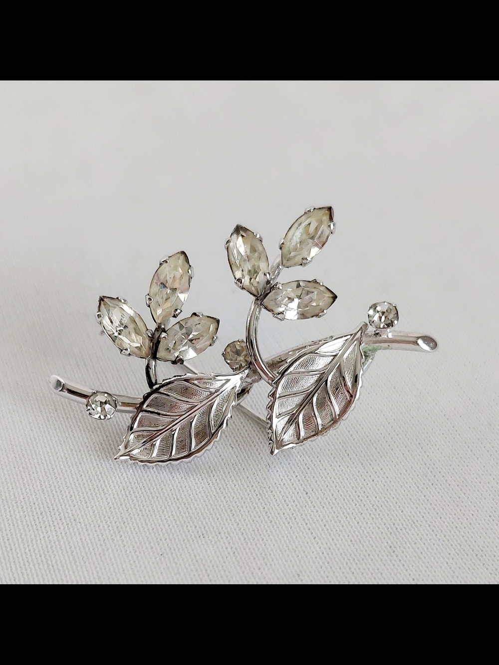 Vintage Sterling Van Dell Floral Sterling Silver And Rhinestone Pin